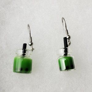 3/10$ NWOT Green bubble tea glass resin earrings